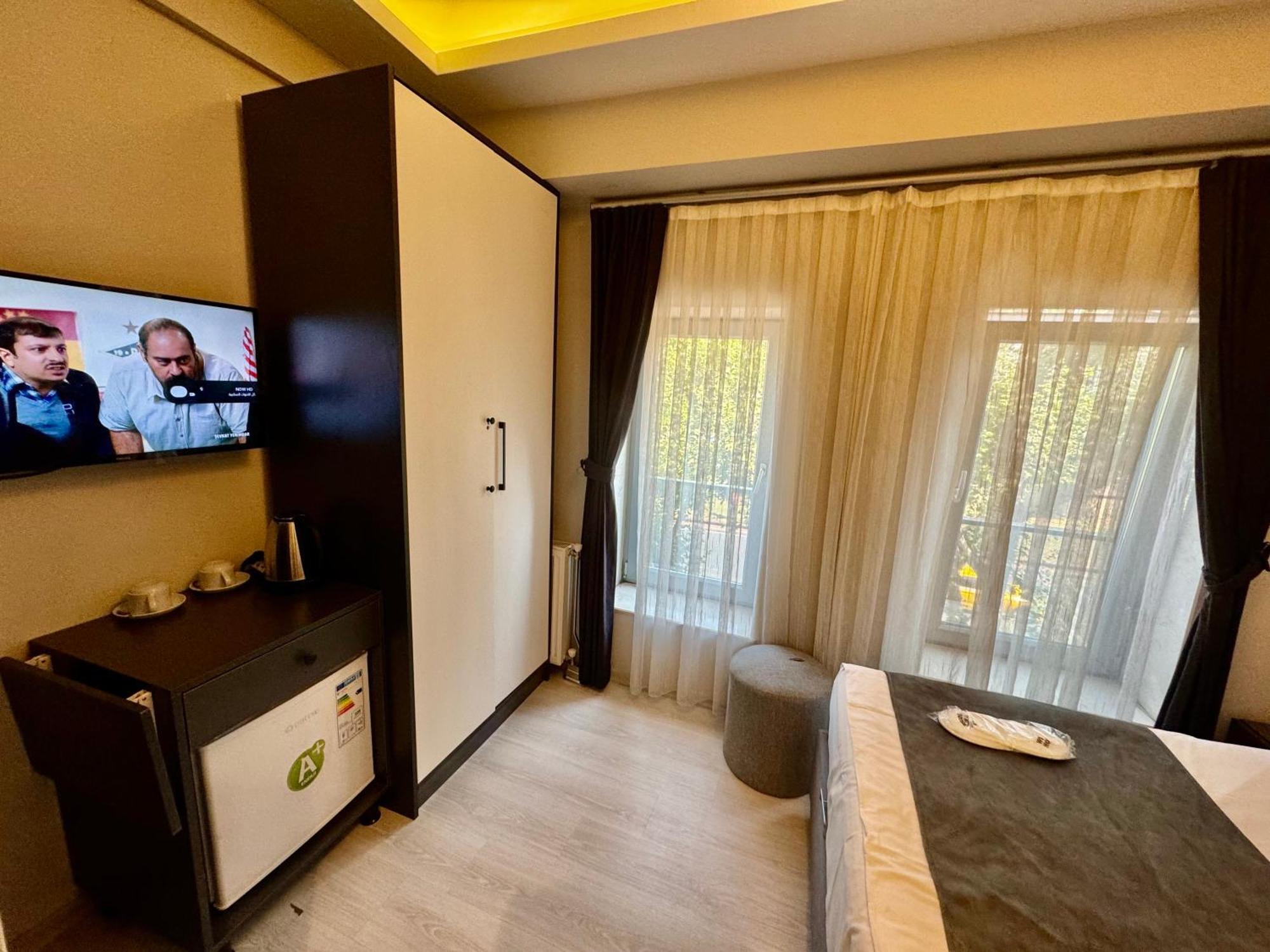 Aram Edessa Hotel Istanbul Exterior photo