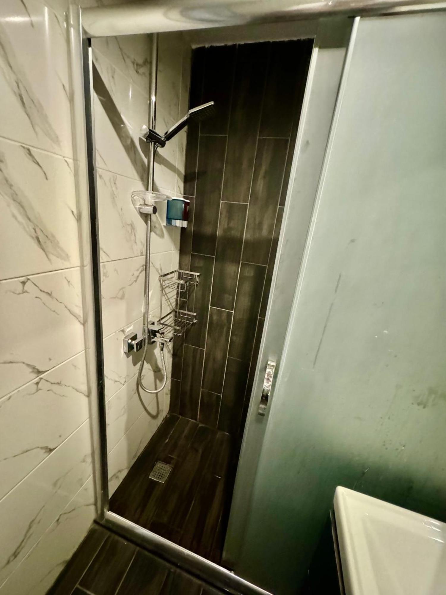 Aram Edessa Hotel Istanbul Exterior photo