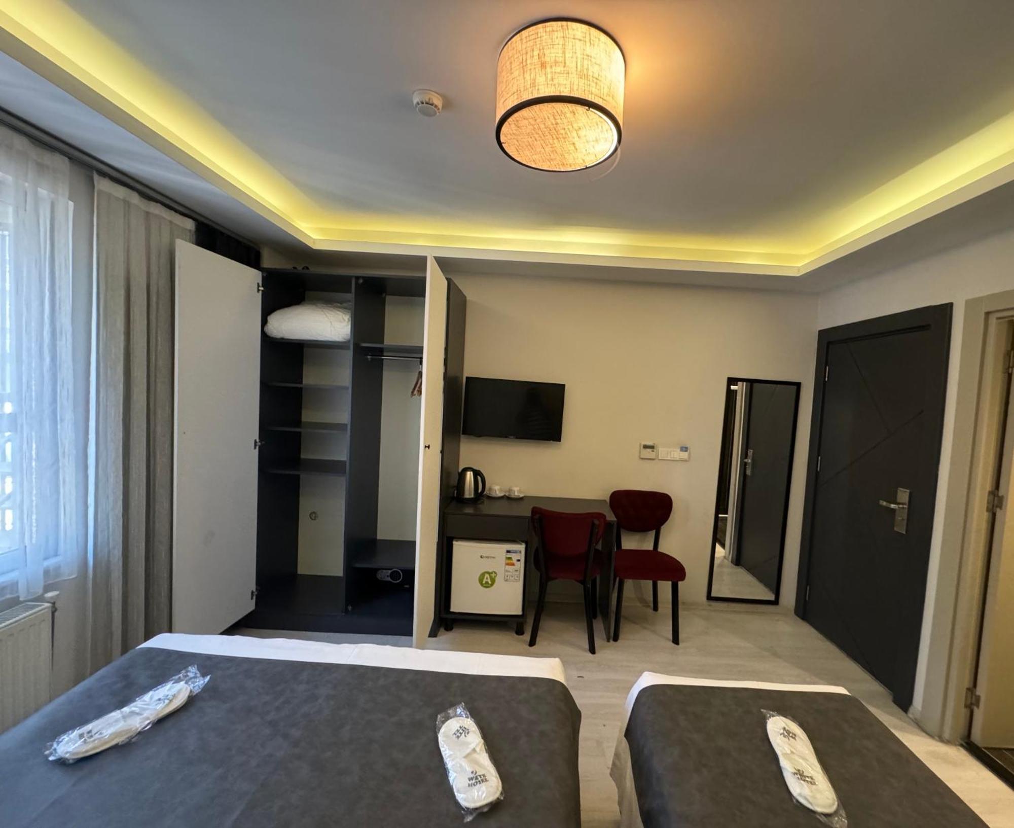Aram Edessa Hotel Istanbul Exterior photo